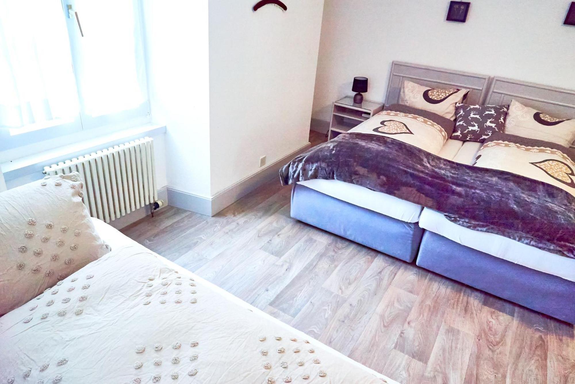 Tripple Room With Bathroom. Därligen Exterior photo